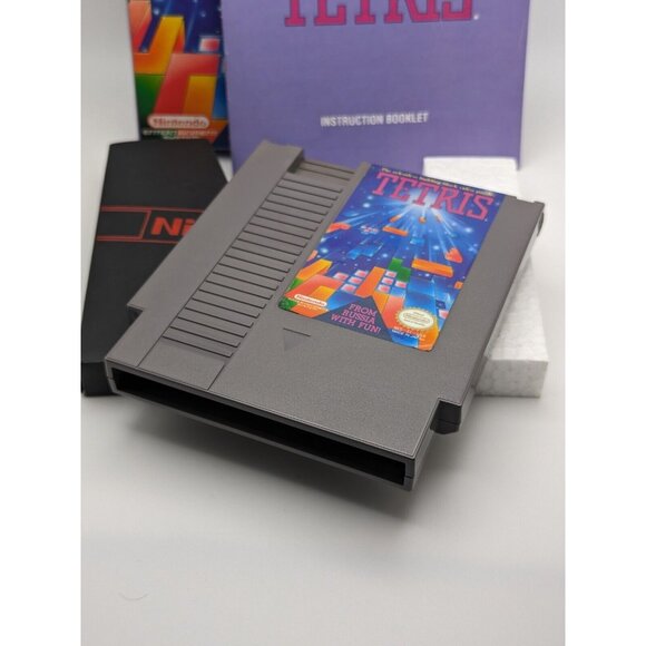 Tetris (Nintendo NES, 1985) CIB w/ Box, Cart, Sleeve, Manual ~ Tested & Works - Picture 10 of 12
